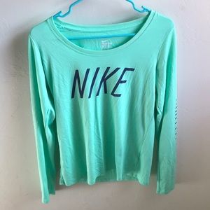 🔥2 for $15🔥 Nike Dri-Fit Long Sleeve Shirt